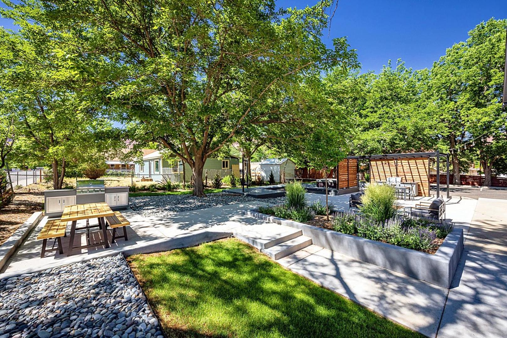 Near Downtown Stylish 2Br With Amazing Patio - #2 Villa Moab Exterior photo